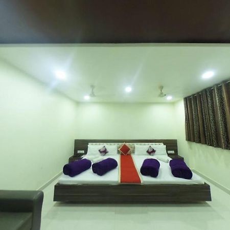 Kingsway Hotel And Restaurant Ajmer Dargah 350 Meter Exterior photo