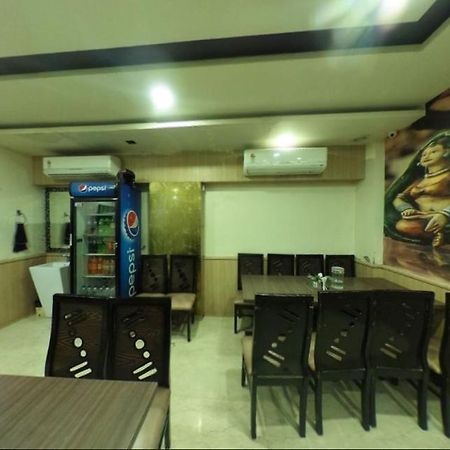 Kingsway Hotel And Restaurant Ajmer Dargah 350 Meter Exterior photo