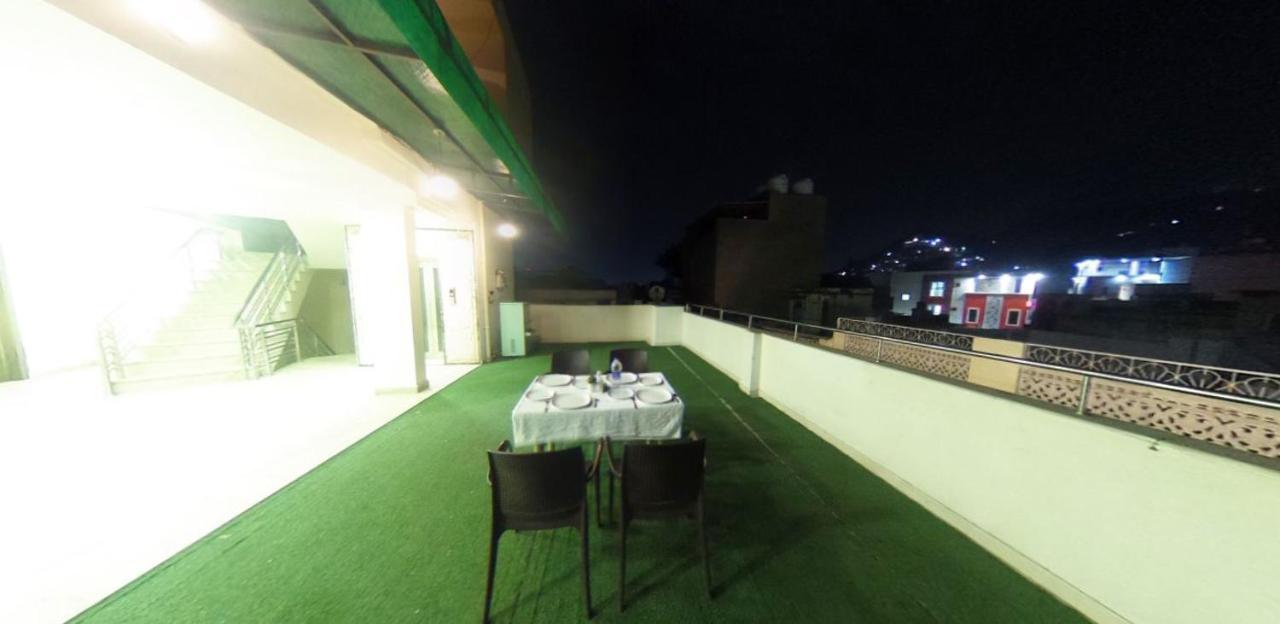 Kingsway Hotel And Restaurant Ajmer Dargah 350 Meter Exterior photo