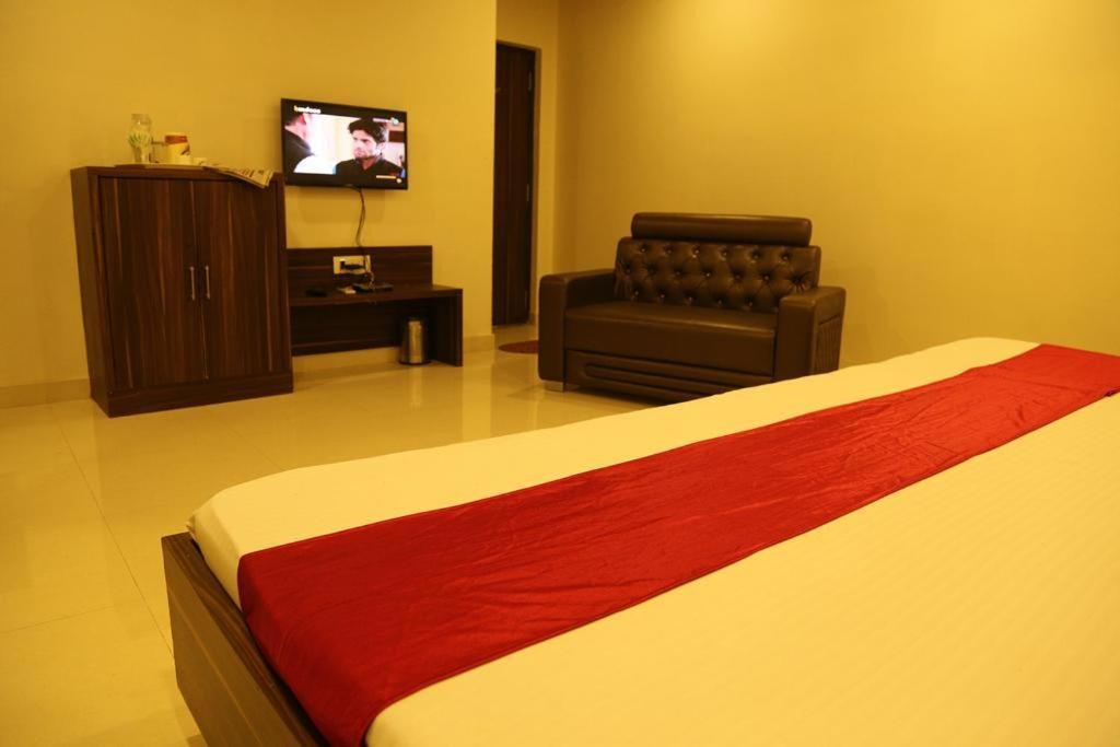 Kingsway Hotel And Restaurant Ajmer Dargah 350 Meter Exterior photo