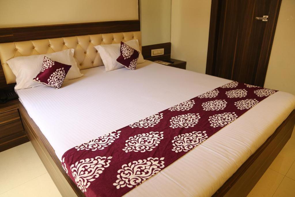 Kingsway Hotel And Restaurant Ajmer Dargah 350 Meter Exterior photo