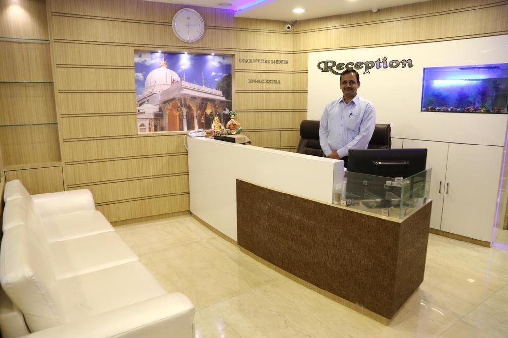 Kingsway Hotel And Restaurant Ajmer Dargah 350 Meter Exterior photo